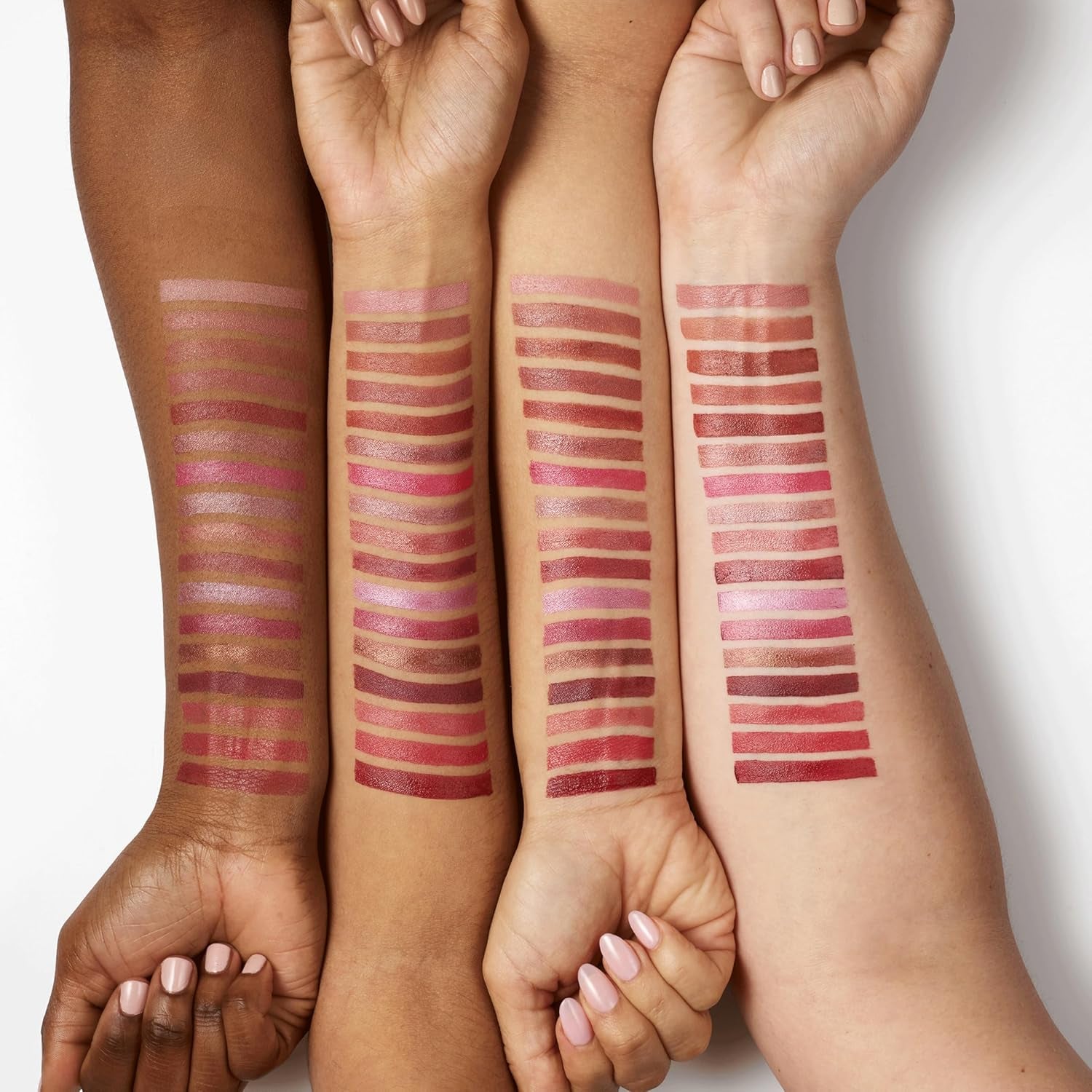 Clinique Dramatically Different™ Lipstick Shaping Lip Colour | Feuchtigkeitsspendender Lippenstift Mit Pflege | Intensiv & Pflegend